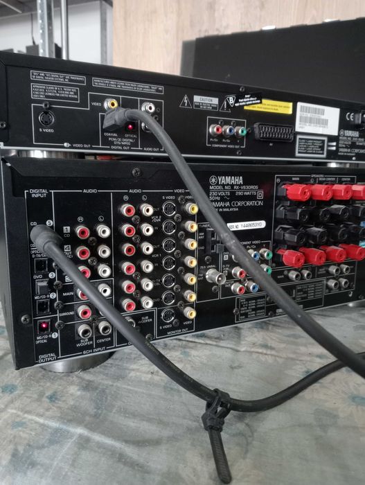 Yamaha RX-V630 plus DVD S540