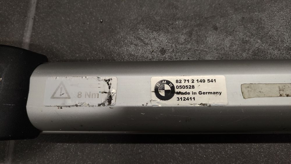 BMW E91 Orginalne  Belki dachowe bagażnik na niskie relingi