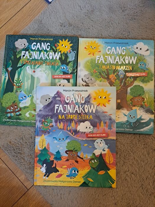 Sześć całych serii książek z Biedronki