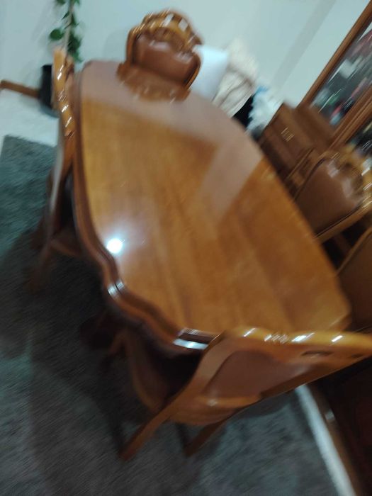 Mobila de sala de jantar completa em cerejeira Grande oportunidade