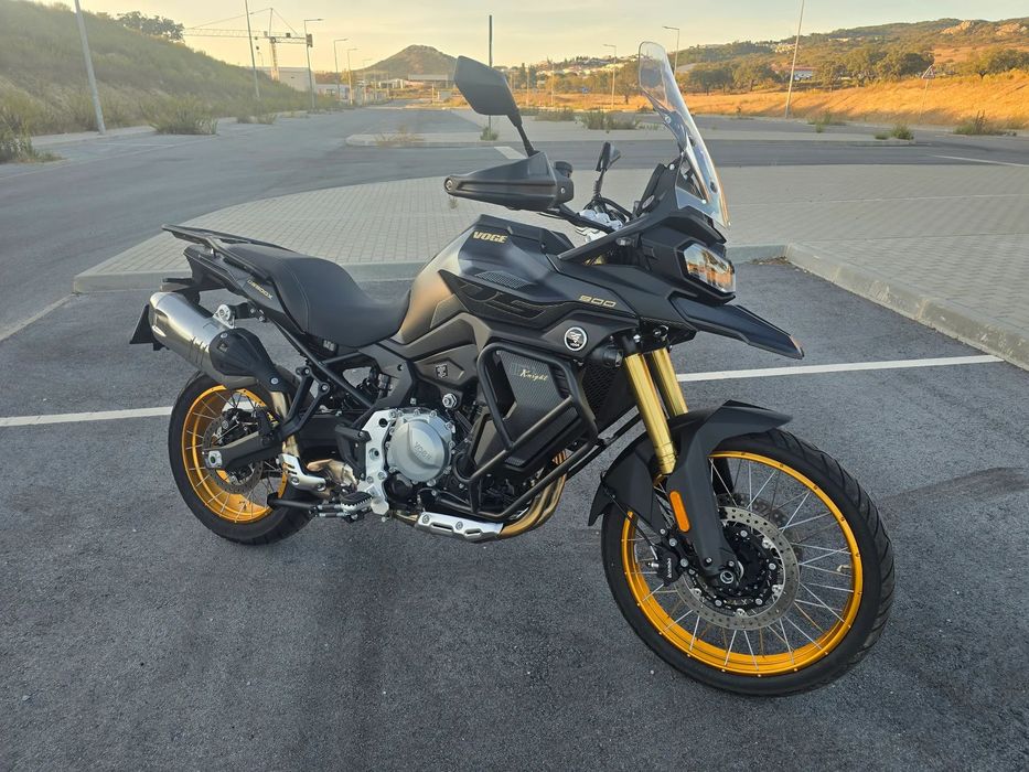 Voge 900DSX Black Knight