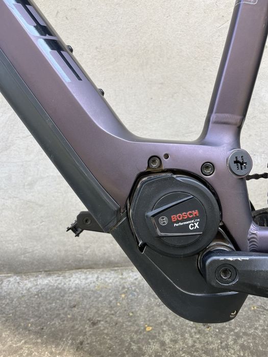 Електровелосипед  CUBE