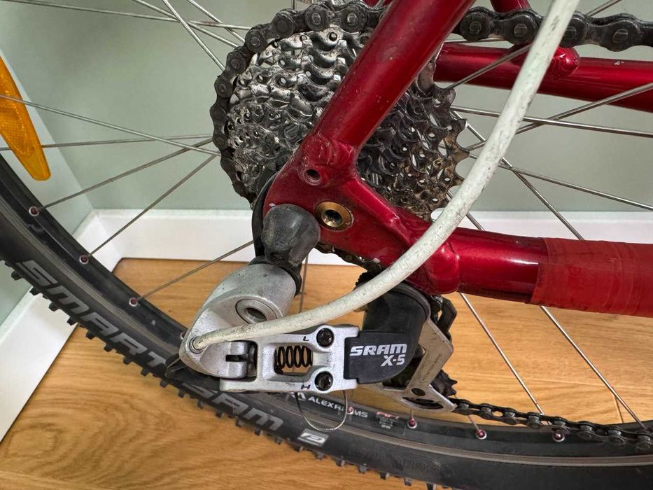 Велосипед Specialized Rockhopper, дуже легкий 11кг, колеса 26, розмір 21 дюйм(XL)