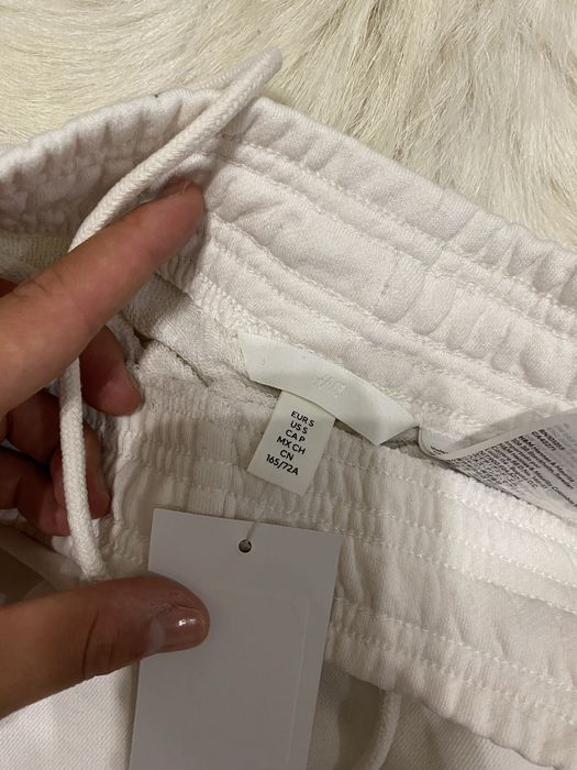 Жіночі шорти H&M  нові!!!