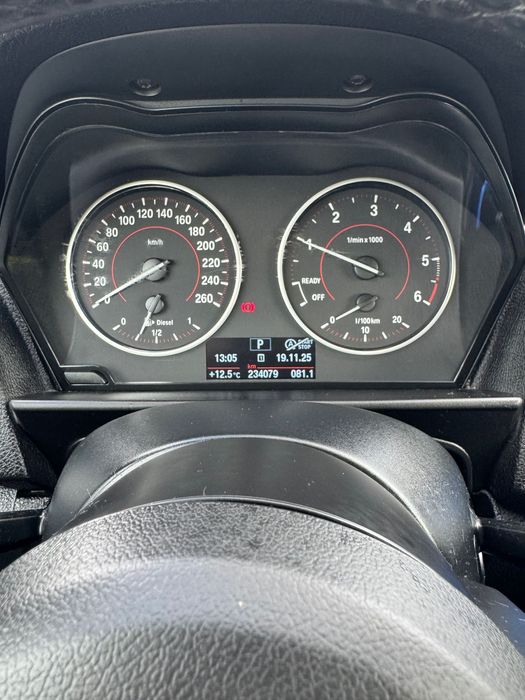 Vendo BMW 116d pack m de fábrica 2017