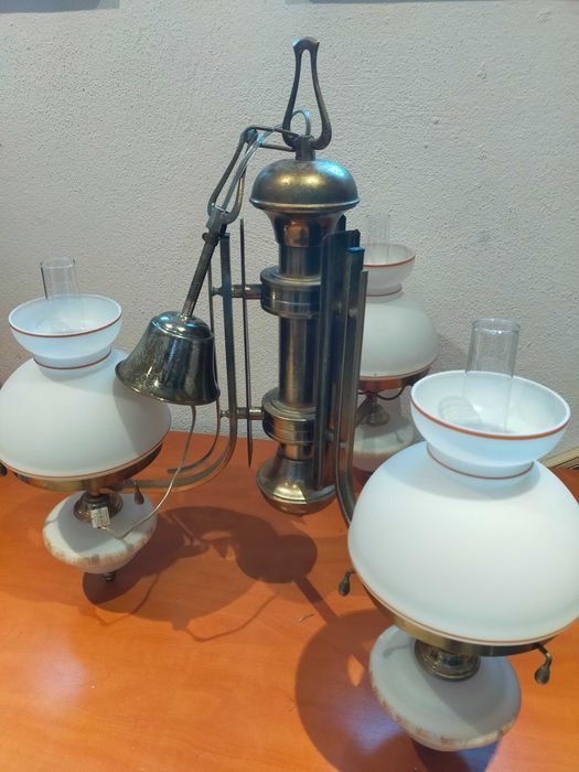 Classic-style lamp425034475488552964