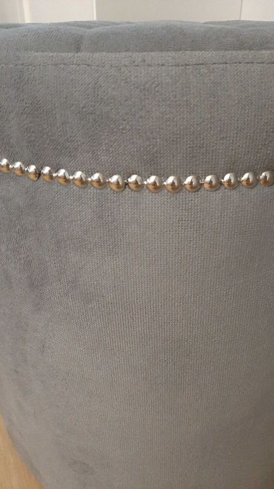 Sprzedam nową pufę Glamour szary