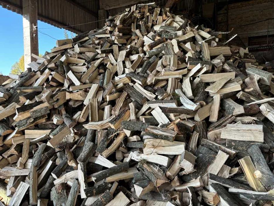 Продам дрова колотые и метровка
