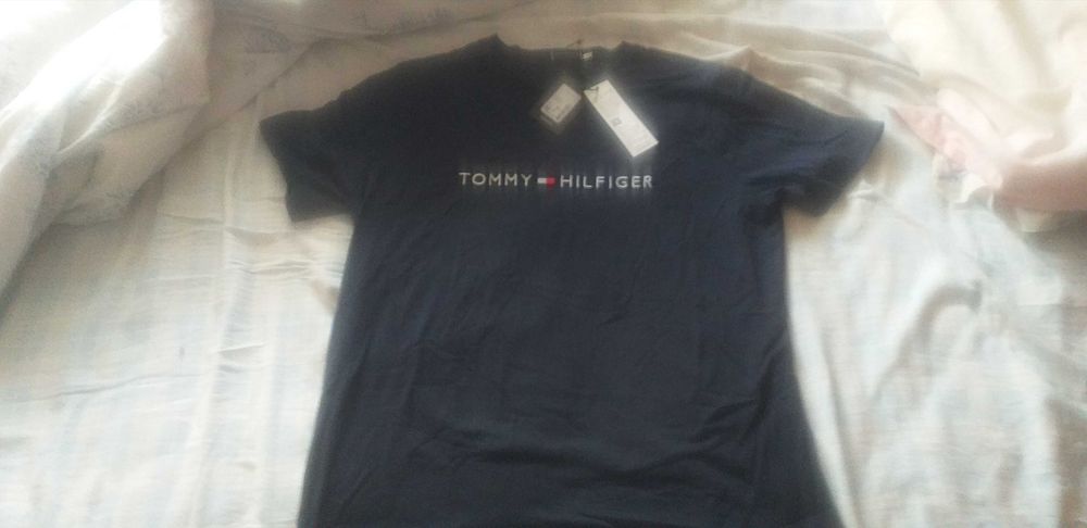 tee shirt Tommy Hilfiger tamanho Xl