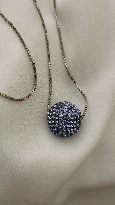 Colar em prata com bola lilás