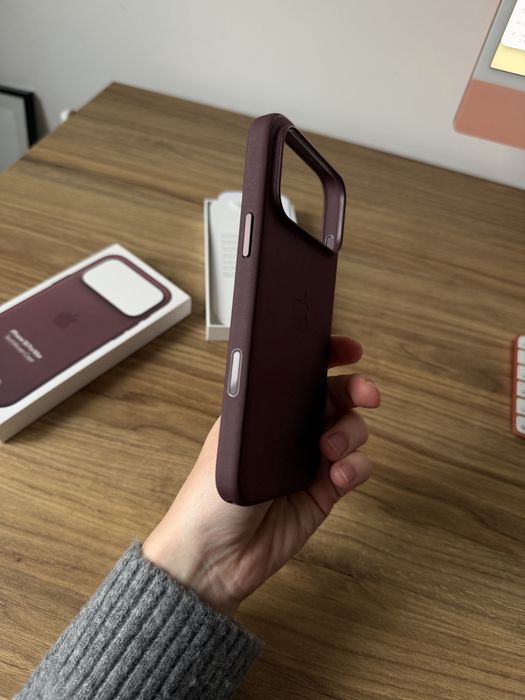 Чохол Apple TechWoven iPhone 18/17 Pro Max Burgundy Бордо, оригінал, новий