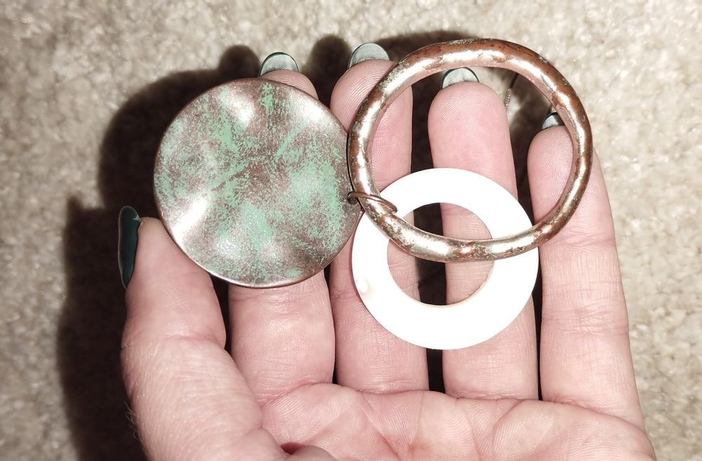 Colar com três pendentes