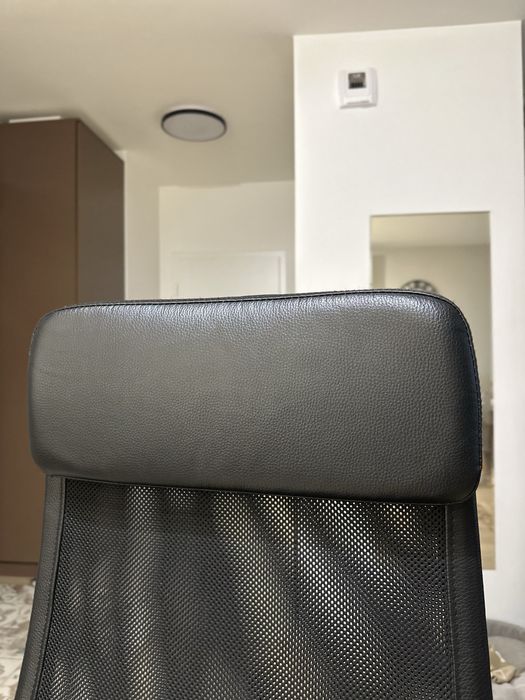 Fotel biurowy IKEA MARKUS, czarny – bardzo dobry stan