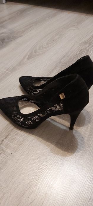 Buty na obcasie Szpilki