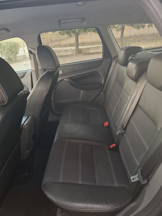 Ford focus 1.6 tdci titanium-   174 mil kms