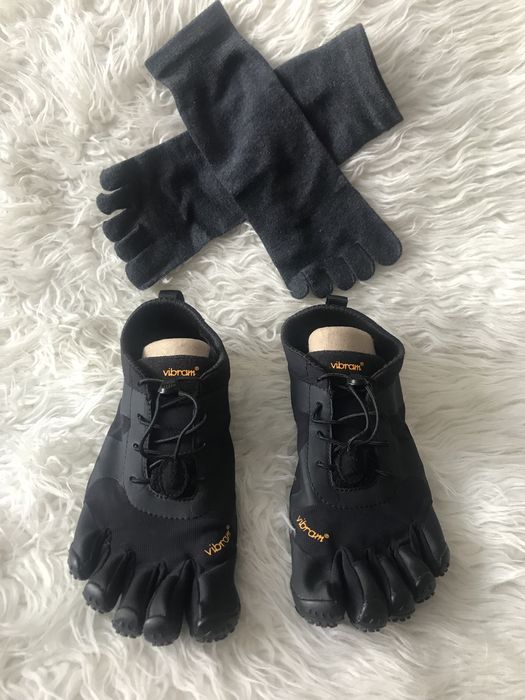 Buty z palcami Vibram FiveFingers V-Alpha 18W7101 r.40 + skarpetki