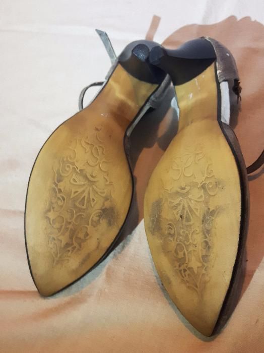 Buty 37 eleganckie srebrne jak nowe studniówka