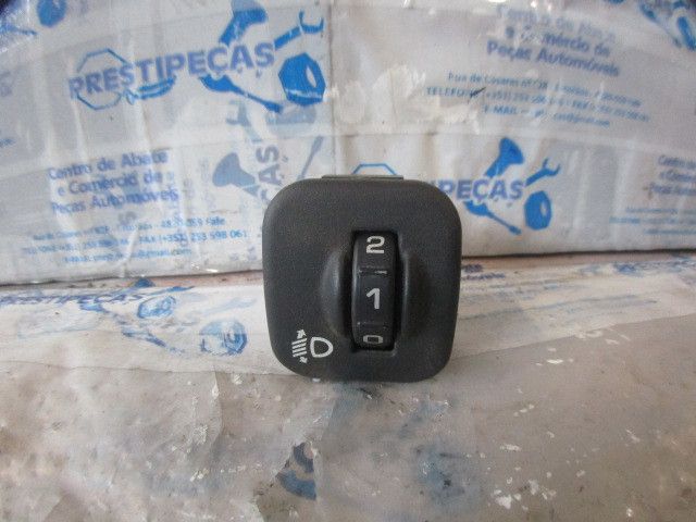 Botão / interruptor de luzes JEEP Cherokee (KJ)