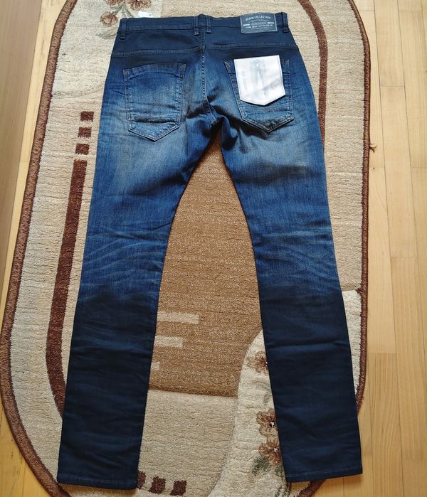 Нові джинси Zara