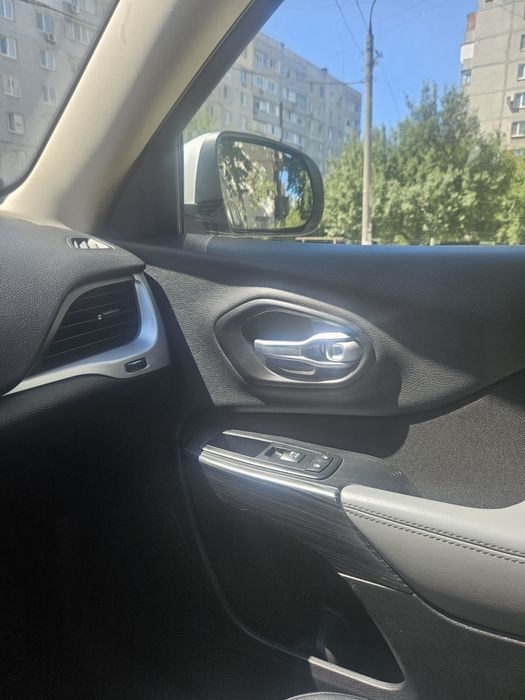 Jeep Cherokee Limited White