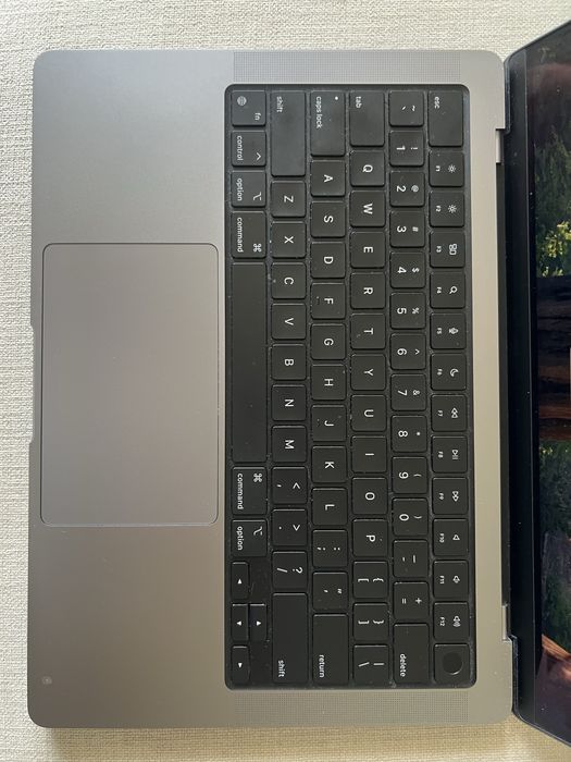 MacBook Pro 14, M1 16GB 1TB