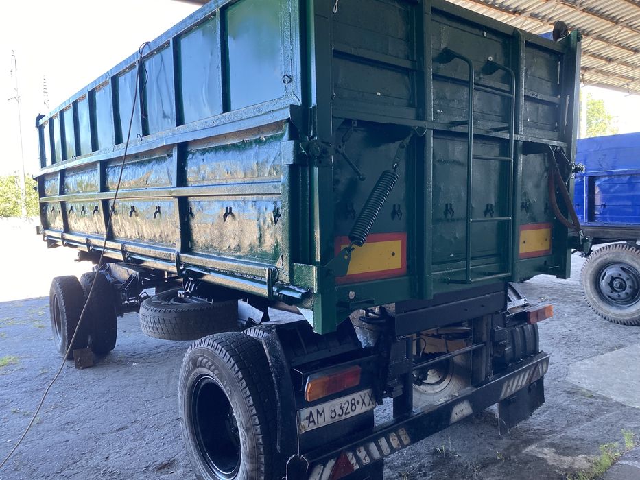 КамАЗ з причепом самоскид колгоспник