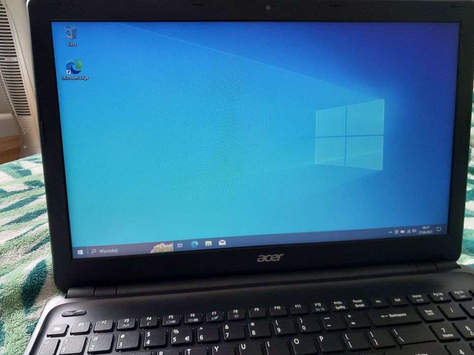 Laptop Acer Aspire E1-522 Windows 10 1TB HDD