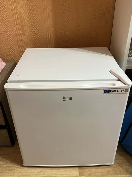 Lodowka hotelowa beko