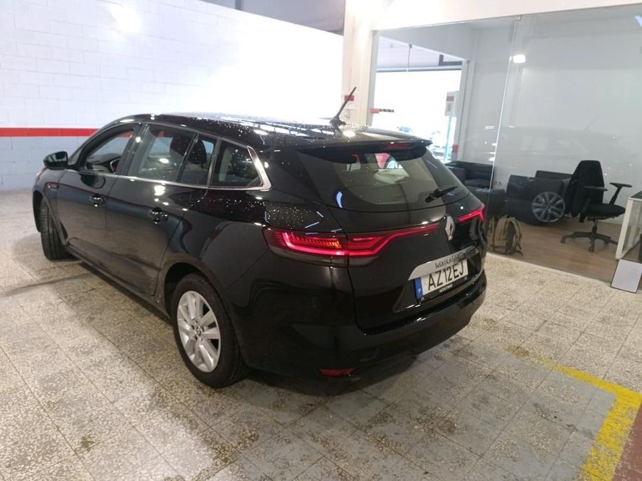 Renault Mégane Sport Tourer 1.5 Blue dCi Equilibre foto 2