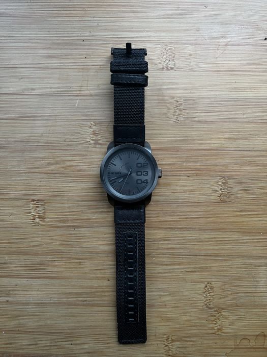 Zegarek Diesel męski stalowy parciany pasek grafitowy szary elegancki