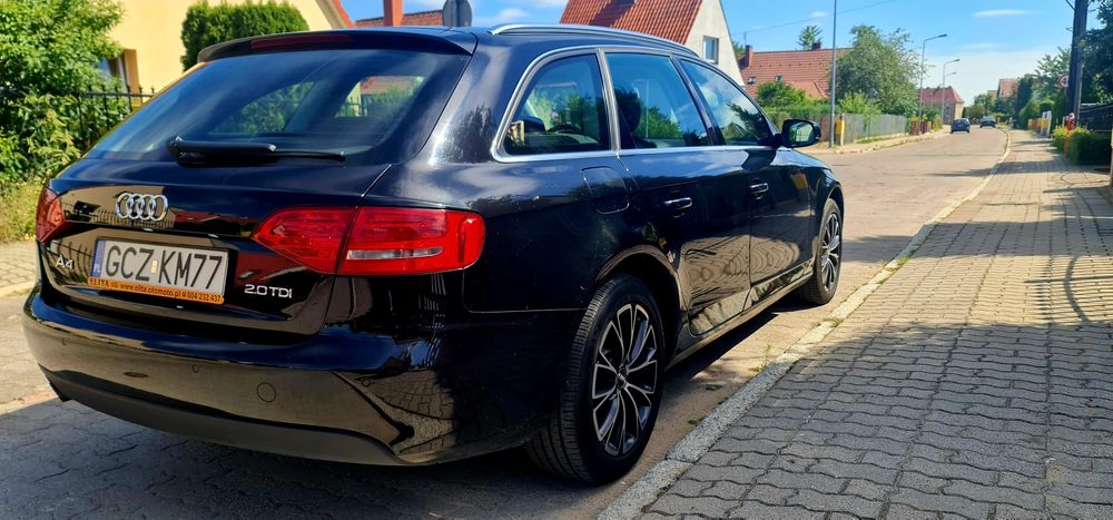 Audi a4 b8 2.0 tdi .