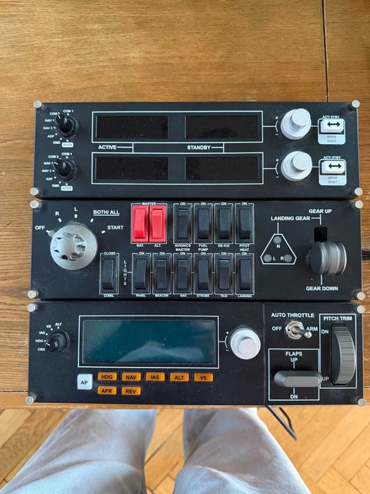 Logitech G / Saitek Pro Flight Panels – Radio + Switch + Multi Panel | Komplet