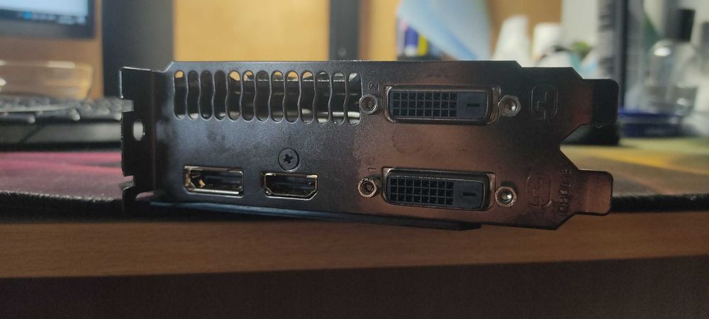 відеокарта GIGABYTE GTX 1060 3gb