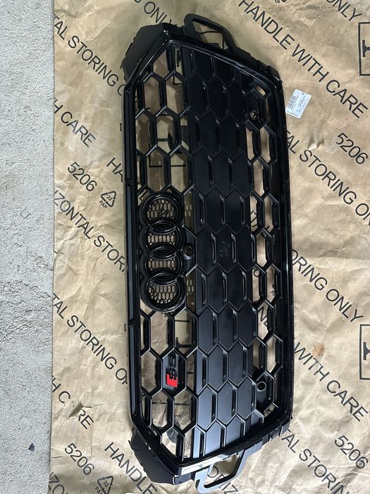 Бампер передній Audi A5 S5 B9 8W6 s-line