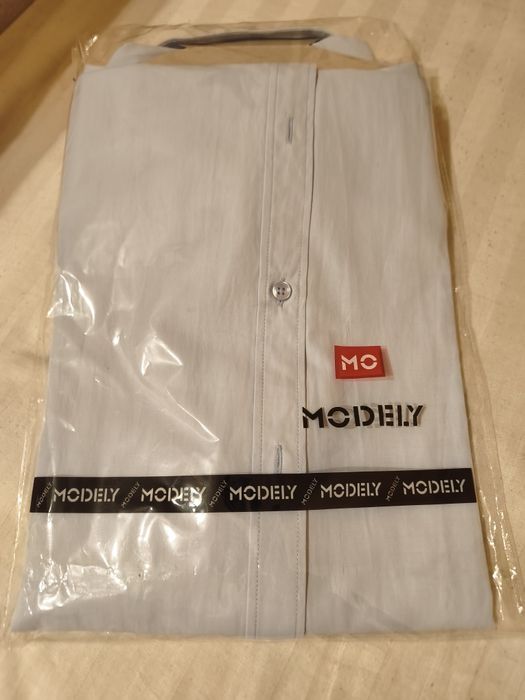 Koszula męska marki Modely