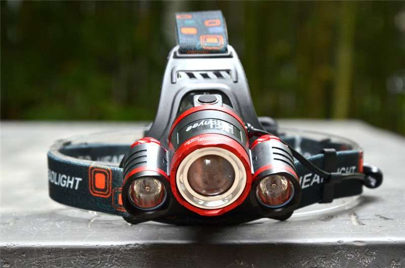 Lanterna Recarregável de 15.000 Lumens para Cabeça ou Capacete