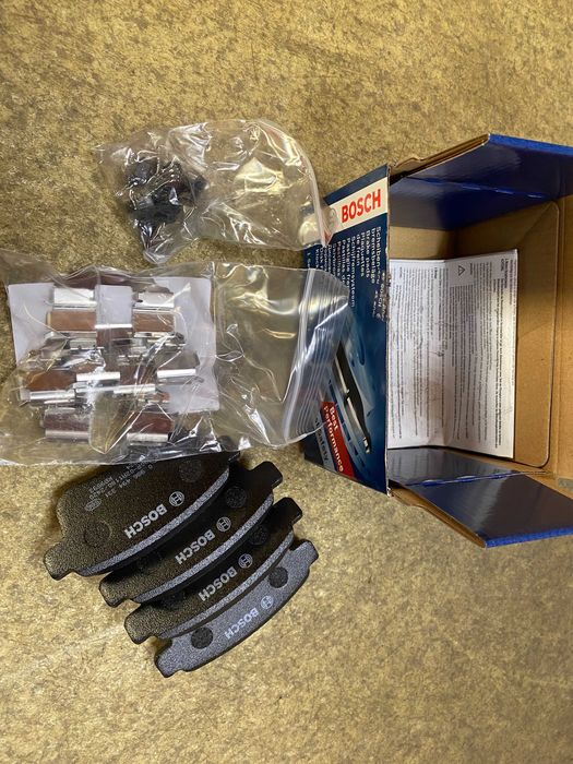 Колодки гальмівні дискові задні RENAULT KANGOO 3. BOSCH О986494331