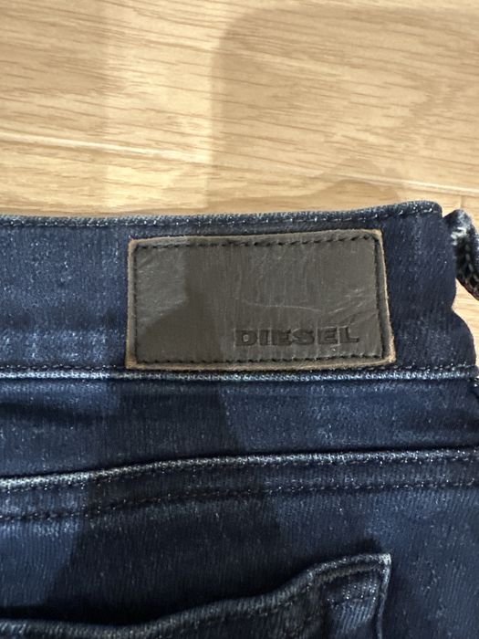Jeansy Diesel Slim Skinny W28