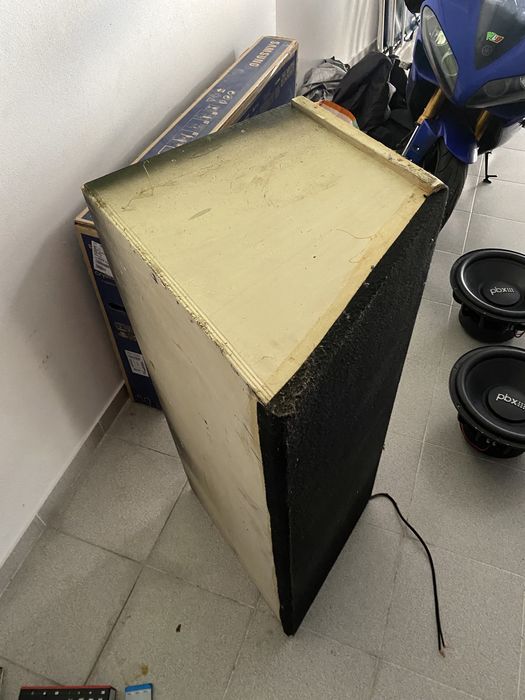 15-inch Woofer Enclosure +2000 RMS Each (with LEDs Built into the Enclosure)64297808027137123