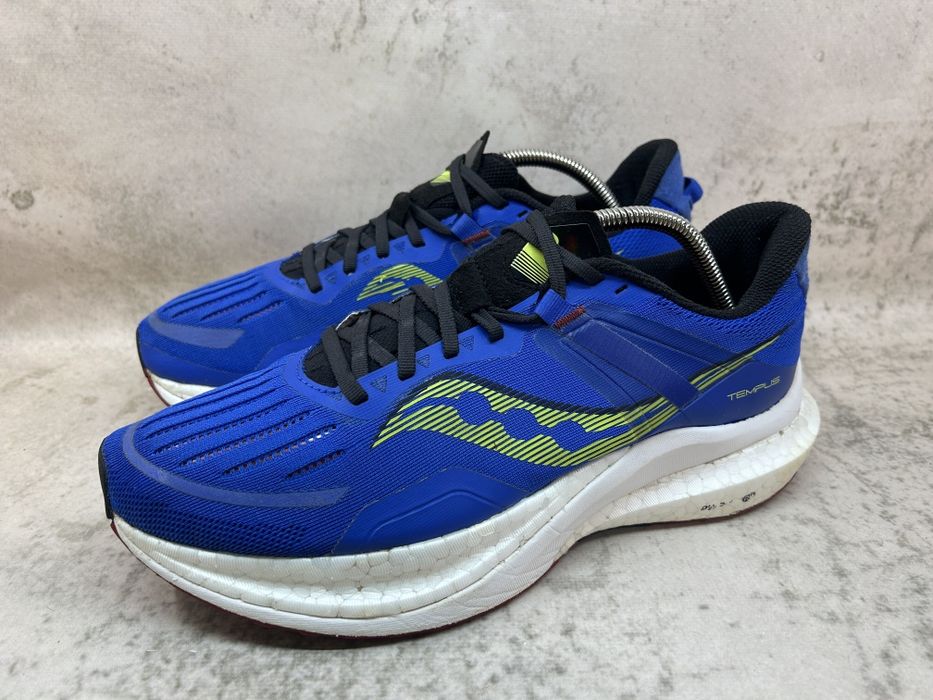 Кроссовки Saucony Tempus