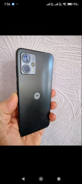 Продам смартфон Moto G 23