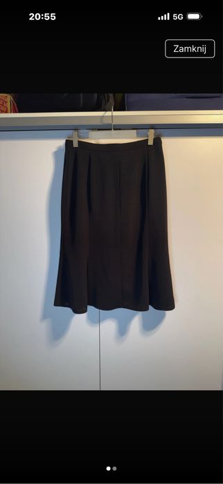 Czarna elegancka spodnica midi roszkloszowana na dole L/XL