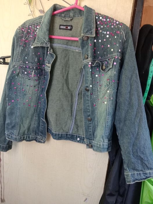 Kurtka jeans z cekinami