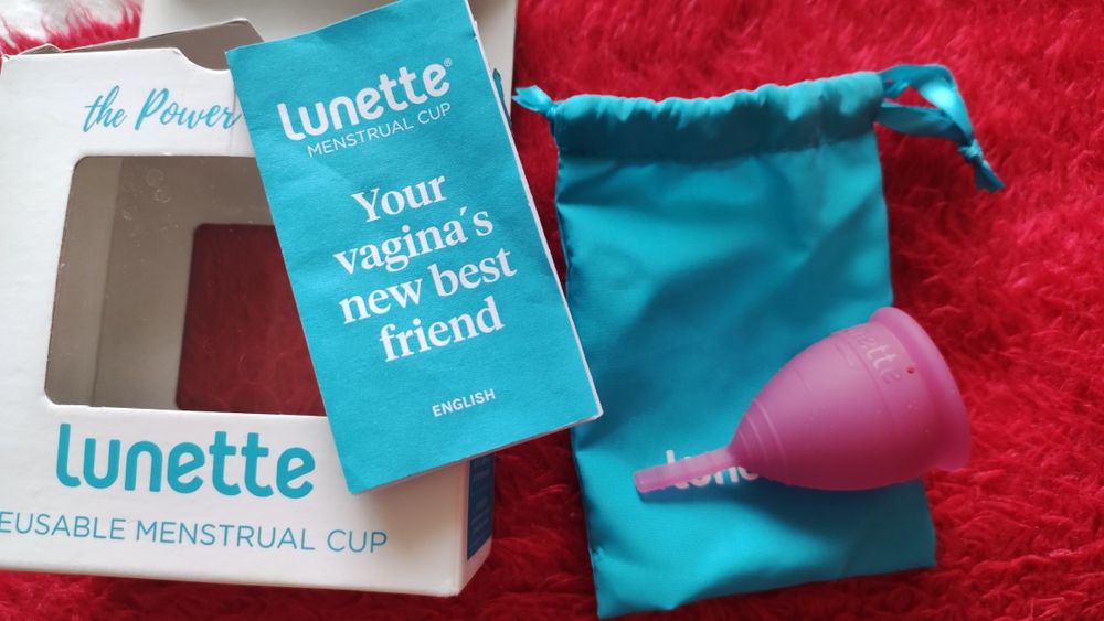 Менструальна чаша Lunette розмір 1