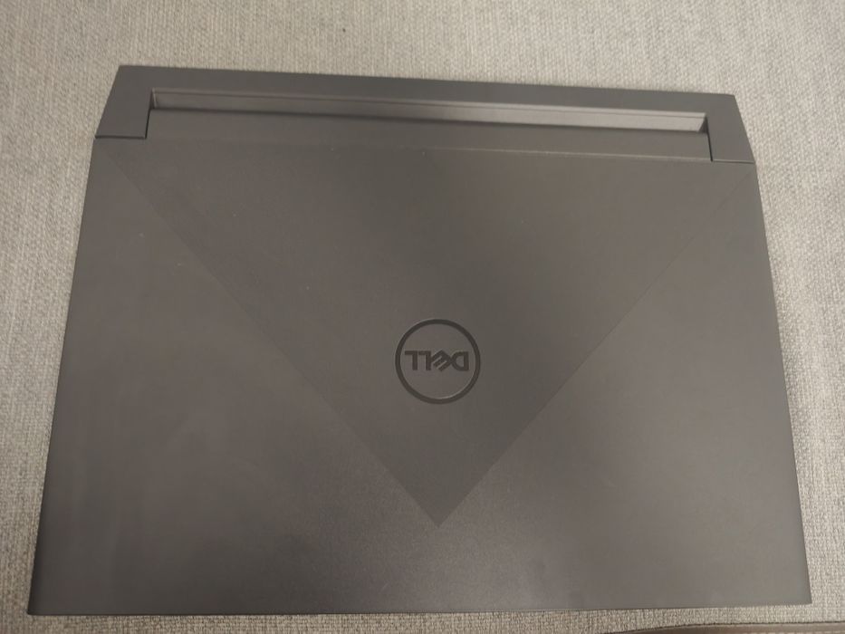 Laptop Dell G15  15,6 " Intel Core i5 16 GB