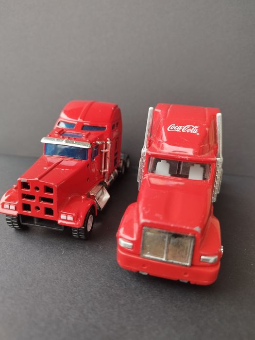 Die cast truck coca cola