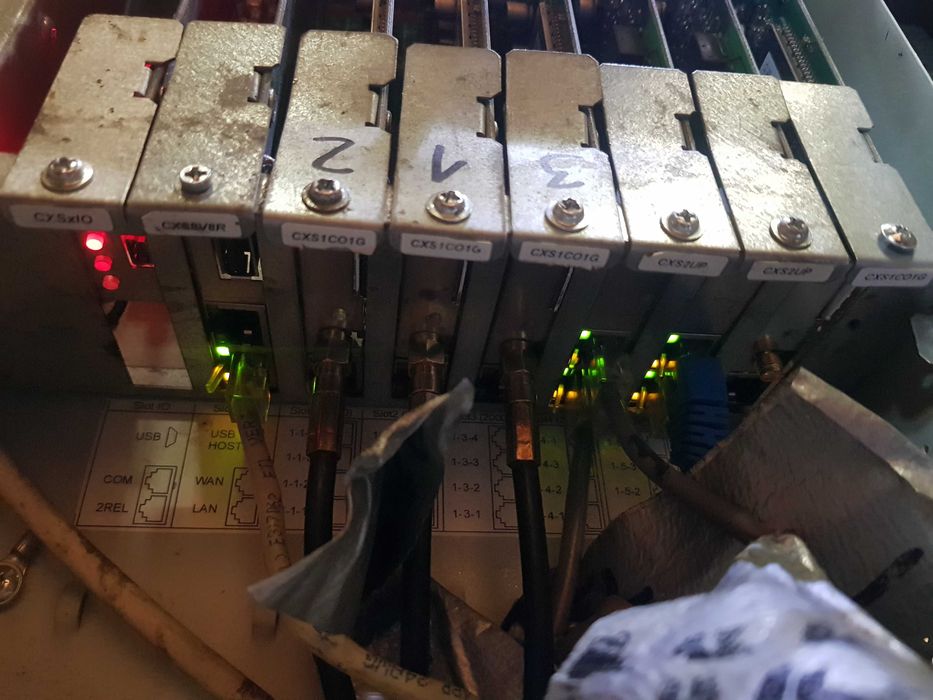 Karta voip CXS4v8R do centrali serwera slican CXS-0424 gsm CTS-102.