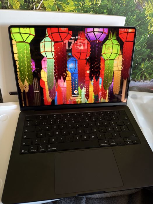 Macbook Pro M5 16 Gb 1TB como novo