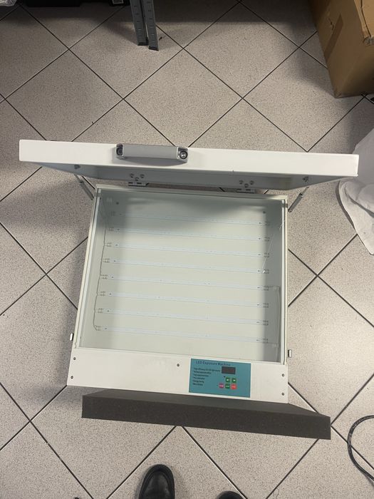 Mesa de serigrafia e maquina revelador de quadros