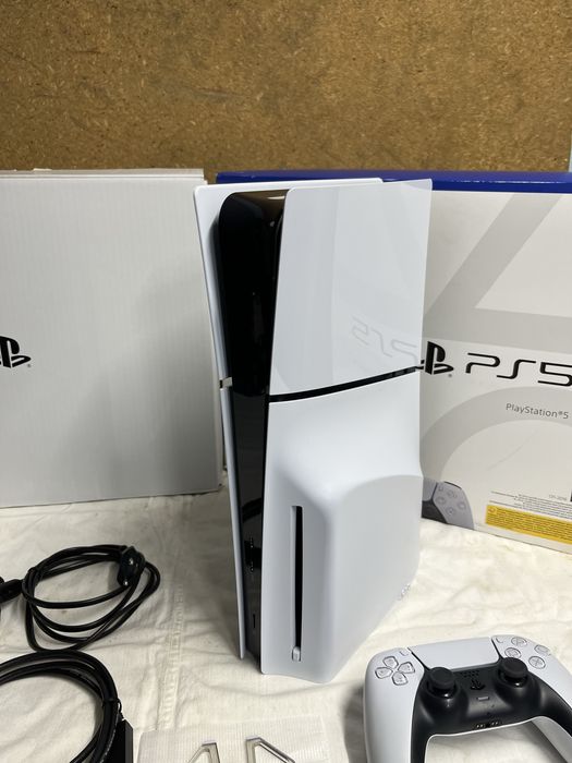 Продам Sony Playstation 5 Slim